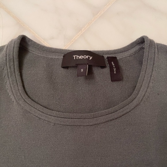 Theory Moss Green Crewneck Sweater - Picture 4 of 4